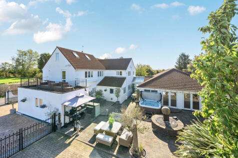 1353311-2-68d6dd6...