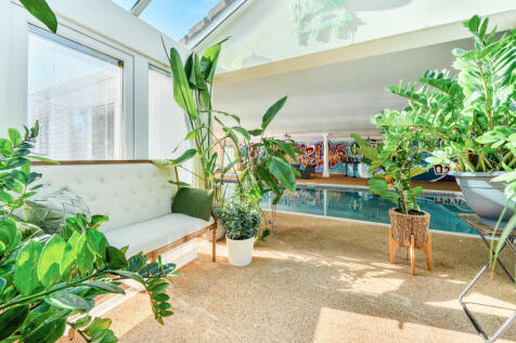 1353311-11-68d6de...