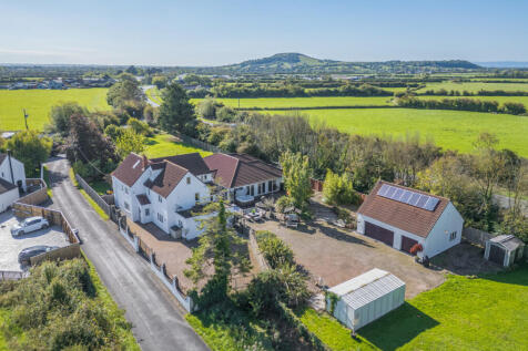 1353311-10-68d6da...