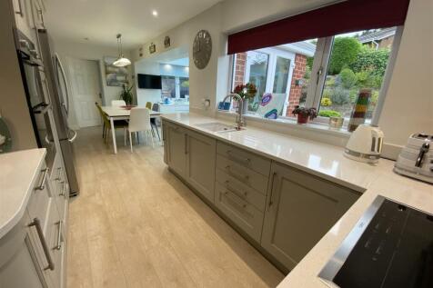 Kitchen / Dining / Garden Room