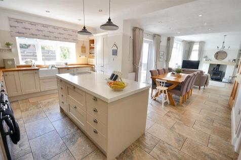 Open Plan Living Kitchen