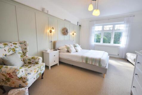 Main bedroom
