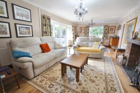 Lounge / Dining room