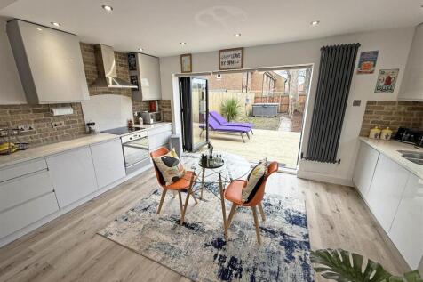 Beech Court Kitchen.jpg