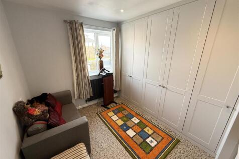 Bedroom 3.jpg