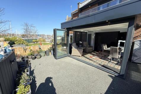 Back Garden new.jpg