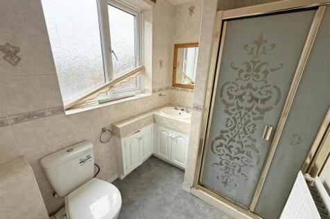 Shower room.jpg