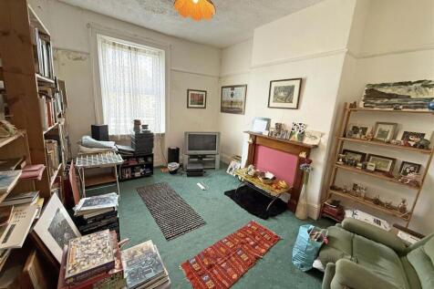 Living room.jpg