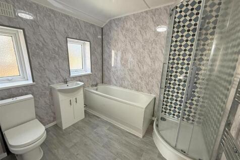 Bathroom#.jpg