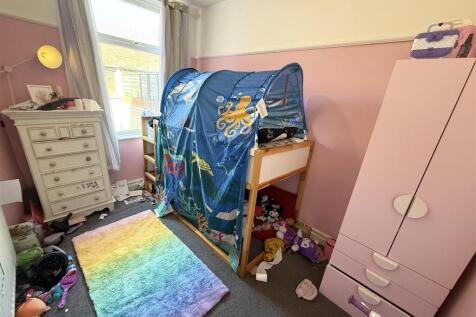 Bedroom 2.jpg
