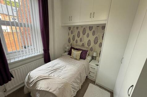 Bedroom.jpg