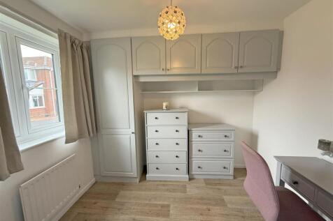 Bedroom 3.jpg