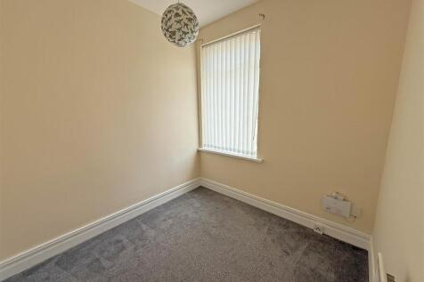 Bedroom 2.jpg