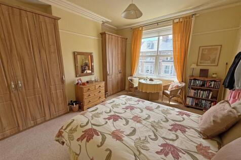 Bedroom 2.jpg