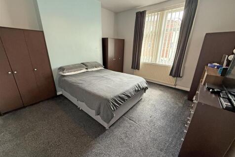 Bedroom 2.jpg