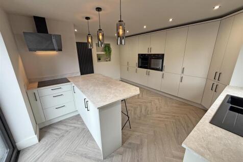 Kitchen angle 1.jpg