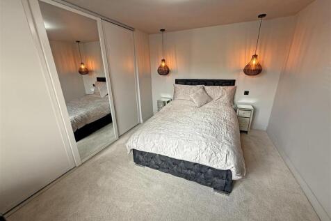 Bedroom.jpg