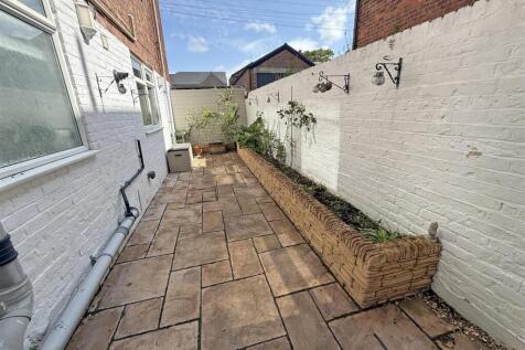 New back Garden.jpg