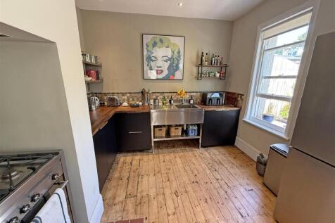 Kitchen.jpg
