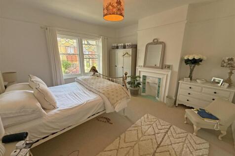 Bedroom 2.jpg