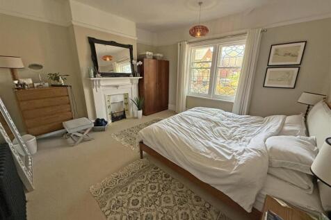 Bedroom 3.jpg