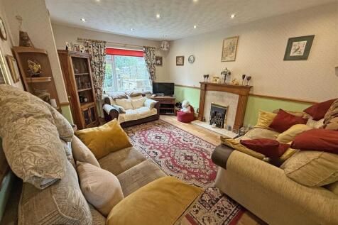 Living room angle 2.jpg