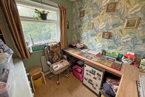 Bedroom 2.jpg