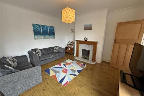 Living room.jpg