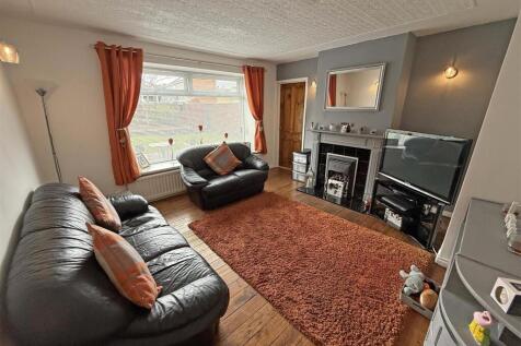 Living room v2.jpg