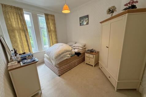 Bedroom 2.jpg