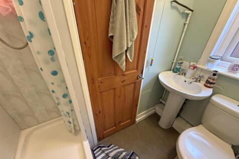 Shower room.jpg