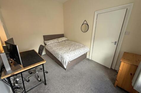 Bedroom 2 v2.jpg