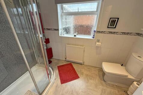 Shower room.jpg