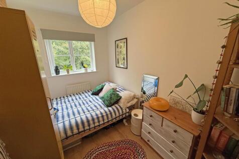 Bedroom 3.jpg