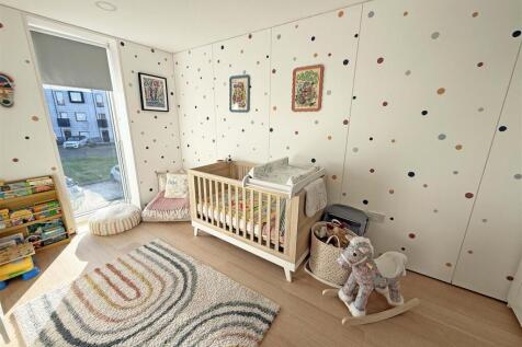 Smiths Dock Bedroom 2.jpg