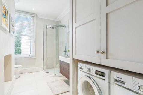 Bathroom/Utility