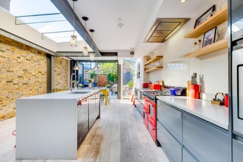 Kitchen/Dining