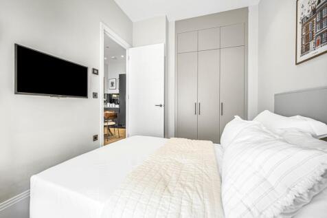 Bedroom Alt Angle