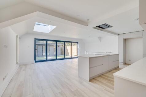Kitchen/Reception