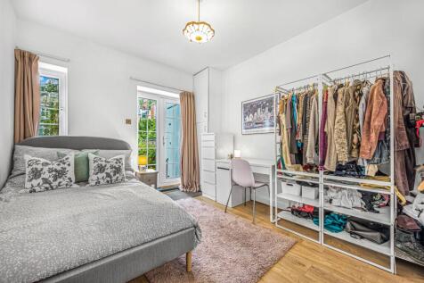 Pbedroom