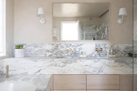 Master Ensuite