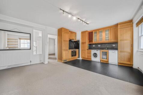 Reception/Kitchen
