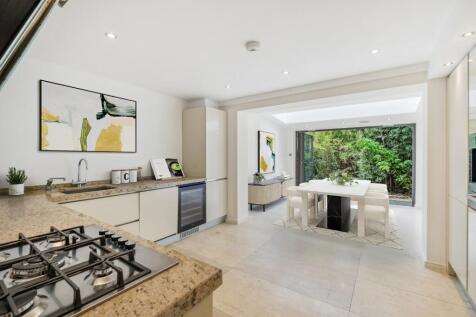 Kitchen/Reception