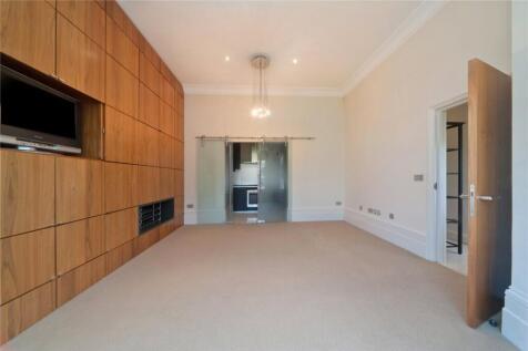 Reception/Kitchen