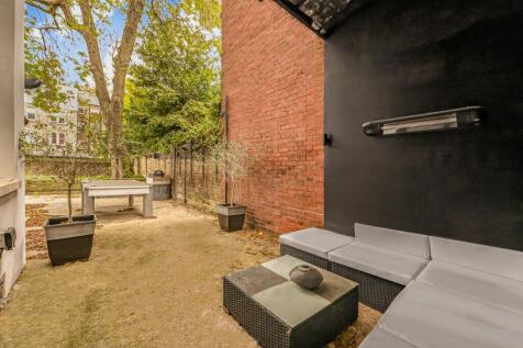 Patio 2