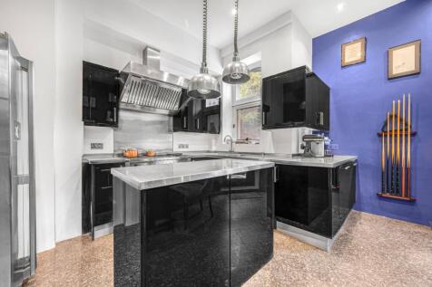 Kitchen 2