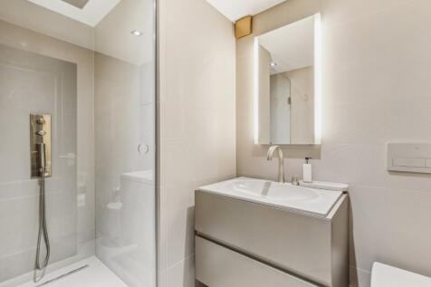 Ensuite Shower Room