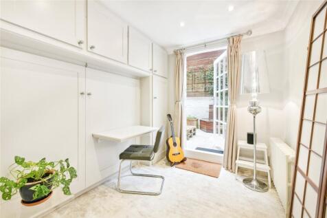 Bedroom/Study