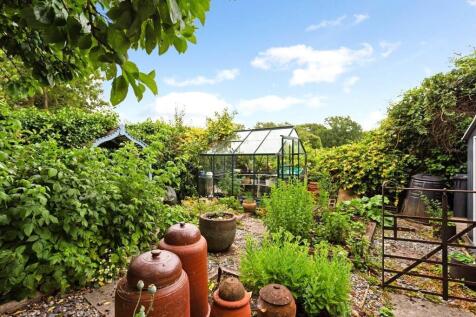A VEG GARDEN.jpg