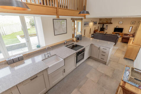 Retreat Kitchen